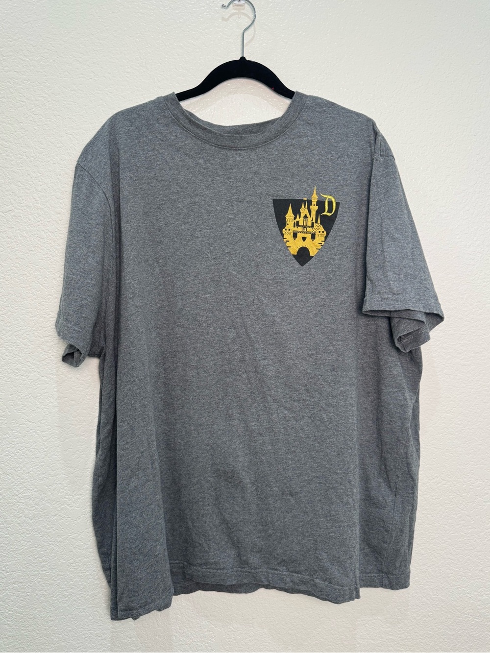Disneyland 3XL Sleeping Beauty Castle Gray Gold Disney Parks T Shirt Organic